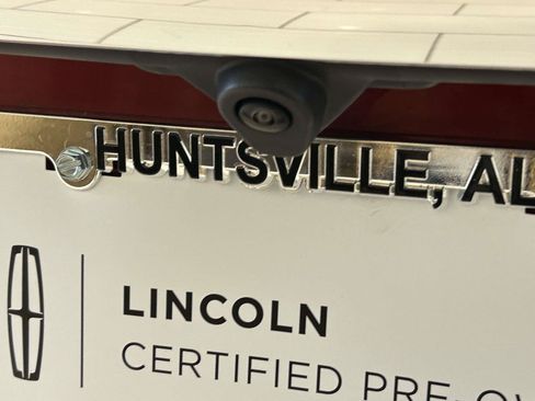Used 2024 Lincoln Corsair FWD w/ Equipment Group 101A image 4