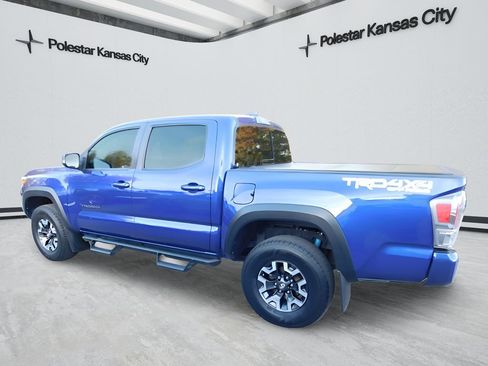 Used 2023 Toyota Tacoma TRD Off-Road image 8