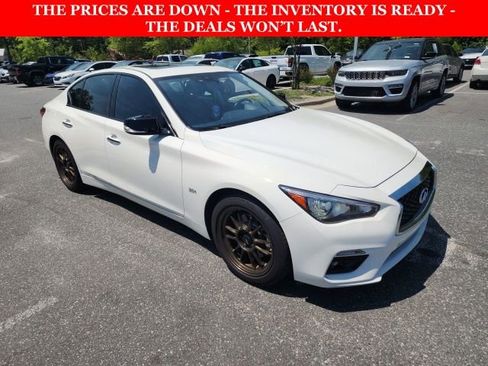 Used 2020 INFINITI Q50 Luxe RWD image 1