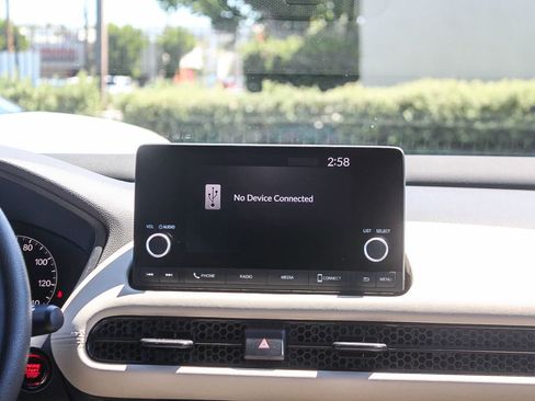 Used 2024 Honda HR-V LX image 18