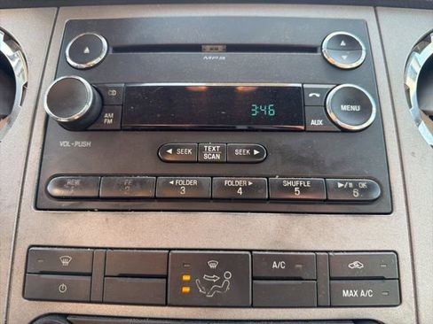 Used 2016 Ford F750 2WD Regular Cab Super Duty image 20