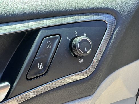 Used 2017 Volkswagen Golf Alltrack SE image 11