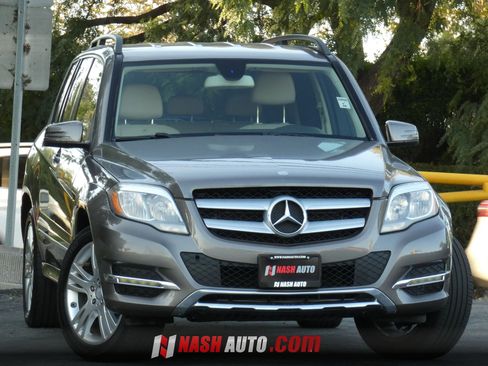 Used 2014 Mercedes-Benz GLK 350 2WD image 3