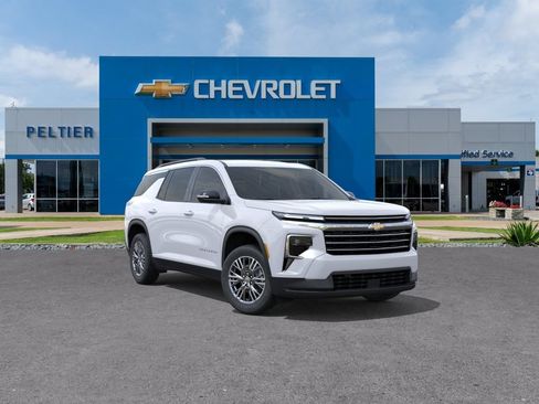 New 2026 Chevrolet Traverse LT w/ Driver Confidence Package FWD image 1