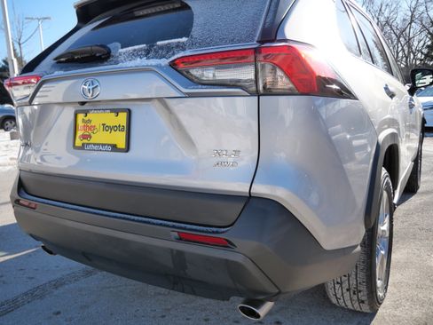 Certified 2025 Toyota RAV4 XLE image 17