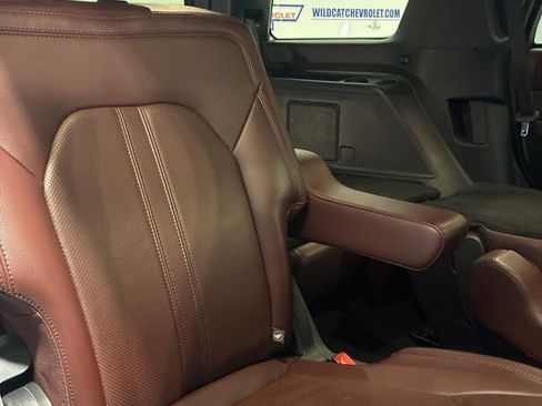 Used 2024 Ford Expedition Limited image 47