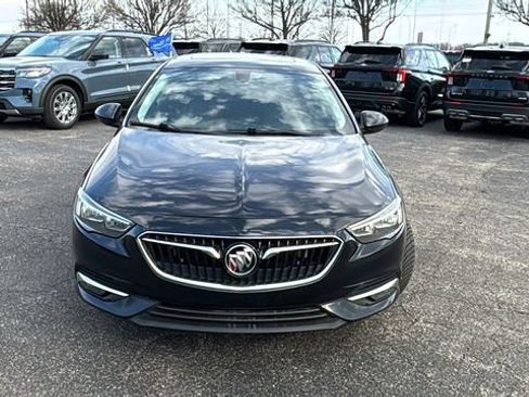Used 2018 Buick Regal Essence FWD image 30