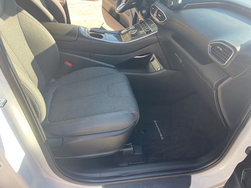 Used 2023 Hyundai Santa Fe SE image 45