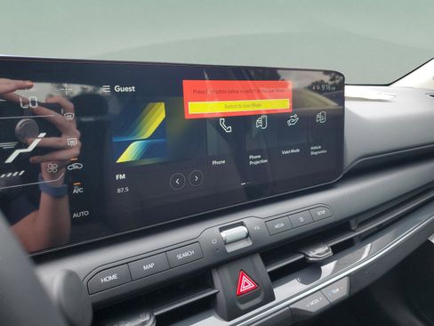 New 2025 Kia K4 EX image 14