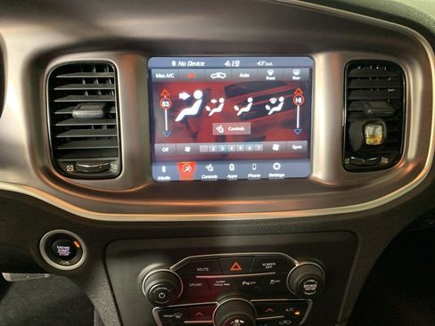 Used 2021 Dodge Charger SXT w/ Blacktop Package image 23