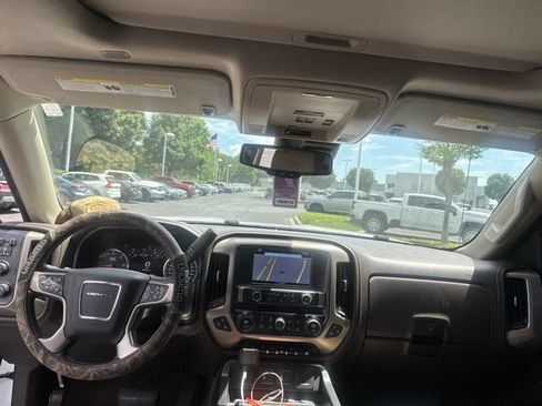 Used 2017 GMC Sierra 1500 Denali AWD/4WD image 17
