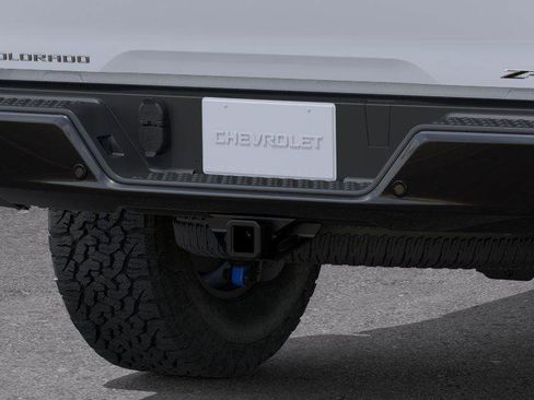 New 2026 Chevrolet Colorado ZR2 w/ Technology Package image 14