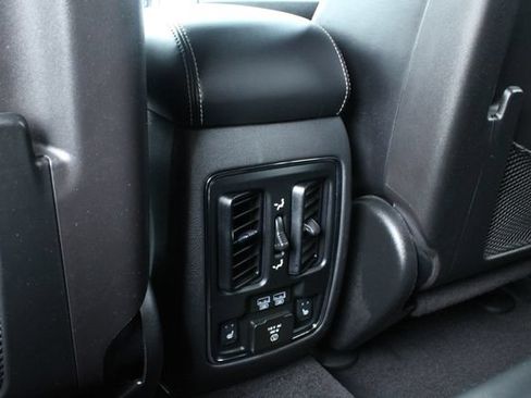 Used 2015 Jeep Grand Cherokee Limited AWD/4WD image 35