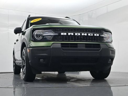 Used 2025 Ford Bronco Sport Outer Banks w/ Outer Banks Tech Package+ AWD/4WD image 41