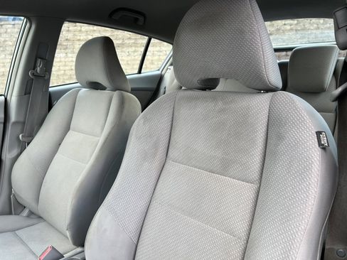 Used 2013 Honda Insight image 10