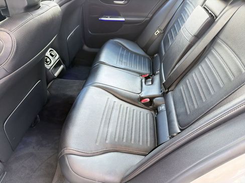 Used 2022 Mercedes-Benz C 300 Sedan image 26