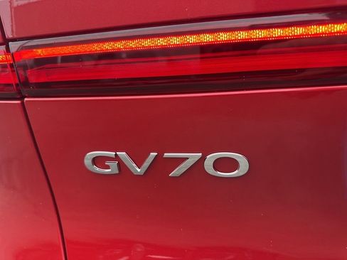 New 2026 Genesis GV70 2.5T Advanced AWD/4WD image 10