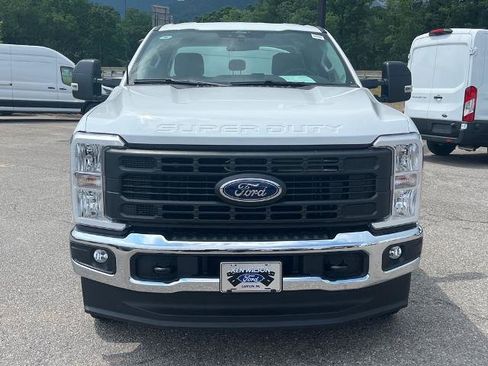 Certified 2025 Ford F350 XL w/ XL Chrome Package image 5