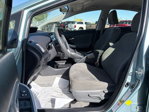 Used 2015 Toyota Prius Two FWD image 9