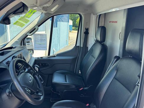 Used 2023 Ford Transit 350 DRW RWD image 14