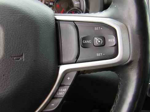 Used 2020 RAM 1500 Lone Star AWD/4WD image 13