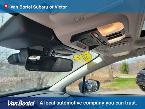 Certified 2025 Subaru Crosstrek 2.5i Limited image 18