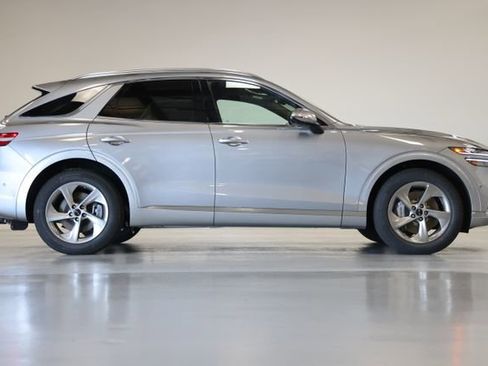 New 2026 Genesis GV70 2.5T Advanced w/ G1 Accessory Package image 18