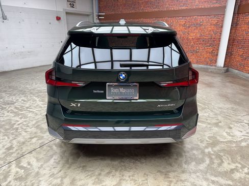 Used 2025 BMW X1 xDrive28i w/ Premium Package AWD/4WD image 4