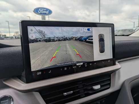 New 2026 Ford Explorer Active RWD image 24