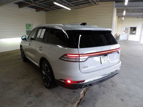Used 2025 Lincoln Aviator Reserve w/ Equipment Group 201A AWD/4WD image 8