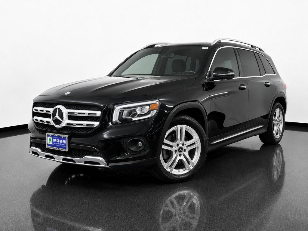 Used 2021 Mercedes-Benz GLB 250 4MATIC image 1