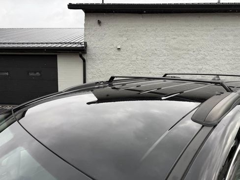 Used 2021 Chrysler Voyager Lxi image 9