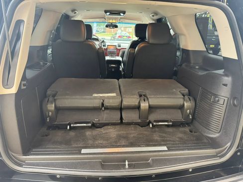 Used 2012 Cadillac Escalade AWD image 20