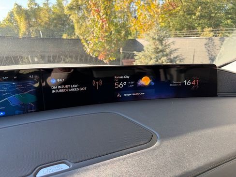 New 2025 Lincoln Navigator Reserve image 32