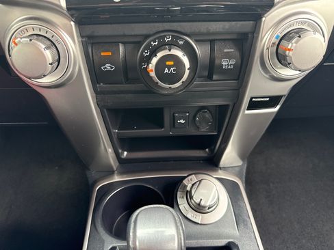 Used 2023 Toyota 4Runner SR5 AWD/4WD image 26