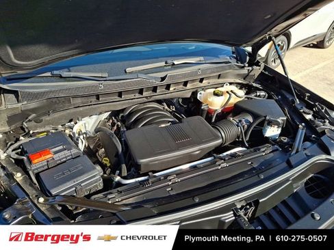 Certified 2024 Chevrolet Suburban Premier AWD/4WD image 32