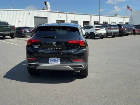 Used 2024 Buick Encore GX Preferred FWD image 7