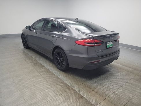 Used 2019 Ford Fusion SE w/ Equipment Group 151A FWD image 3