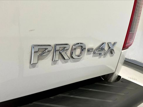 Used 2019 Nissan Frontier PRO-4X image 25
