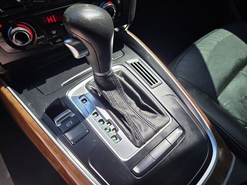 Used 2010 Audi Q5 3.2 Premium AWD/4WD image 24
