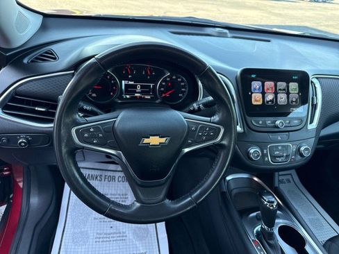 Used 2018 Chevrolet Malibu LT FWD image 17