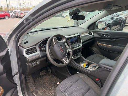 Used 2023 GMC Acadia SLE w/ Driver Convenience Package AWD/4WD image 5