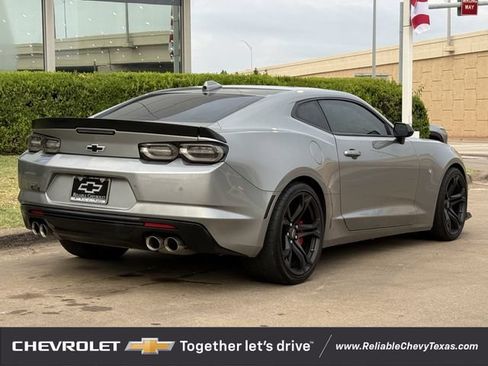 Used 2023 Chevrolet Camaro SS RWD image 6