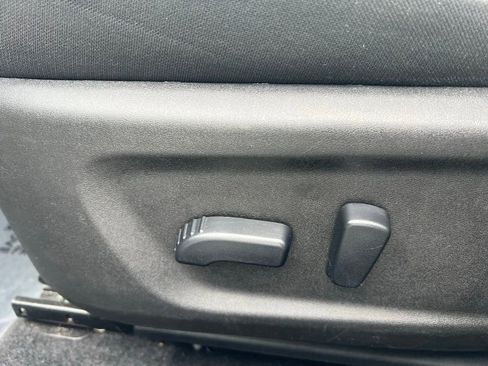 Used 2024 Nissan Altima 2.5 SV image 14