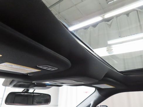 Used 2025 Ford F250 Platinum image 32