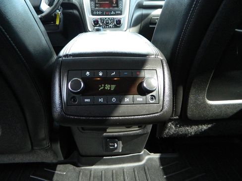 Used 2017 GMC Acadia Limited SLT image 20