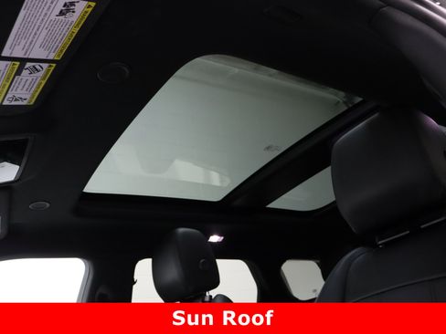 Used 2023 Land Rover Range Rover Evoque R-Dynamic S image 27