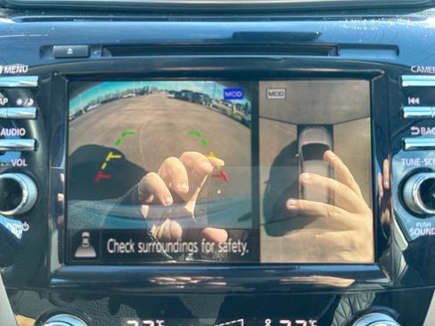 Used 2020 Nissan Murano Platinum image 15