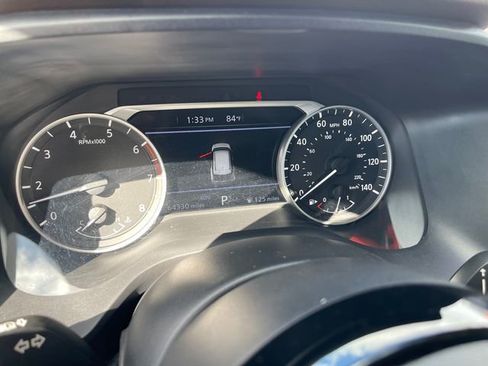 Used 2022 Nissan Rogue SV image 10