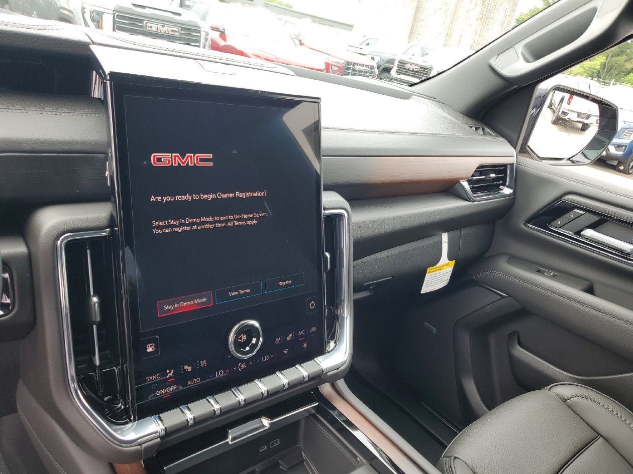New 2027 GMC Yukon Denali w/ Denali Reserve Package AWD/4WD image 26